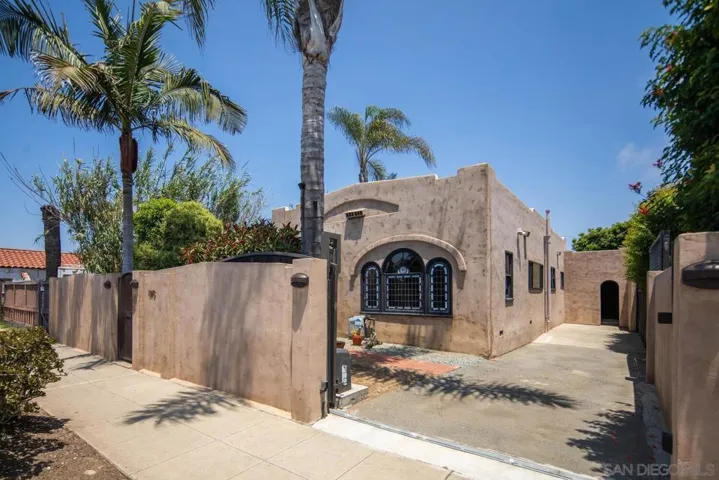 4978 W Point Loma Blvd, San Diego, California 92107