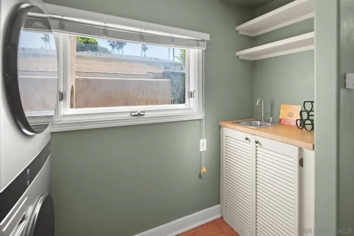 4978 W Point Loma Blvd, San Diego, California 92107