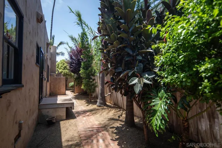 4978 W Point Loma Blvd, San Diego, California 92107