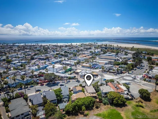 4978 W Point Loma Blvd, San Diego, California 92107