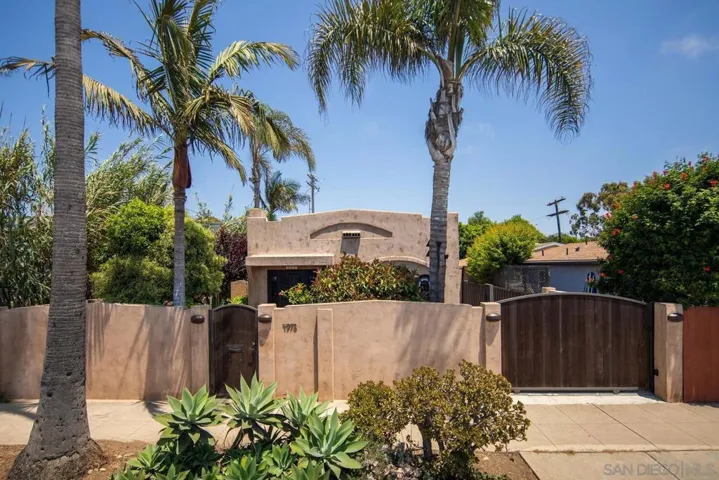 4978 W Point Loma Blvd, San Diego, California 92107