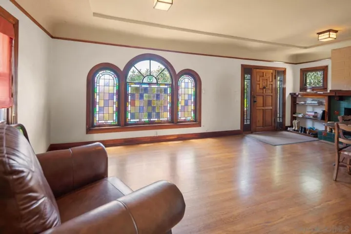 4978 W Point Loma Blvd, San Diego, California 92107