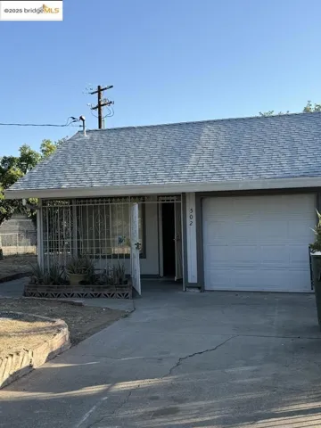 502 Macarthur St, Sacramento, California 95838