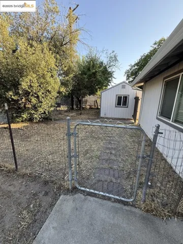 502 Macarthur St, Sacramento, California 95838