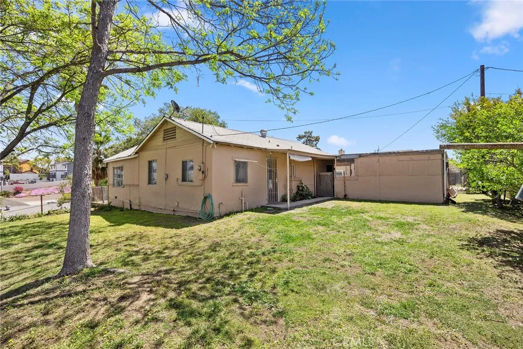 418 W Olive Avenue, La Habra, California 90631 home-pic-19