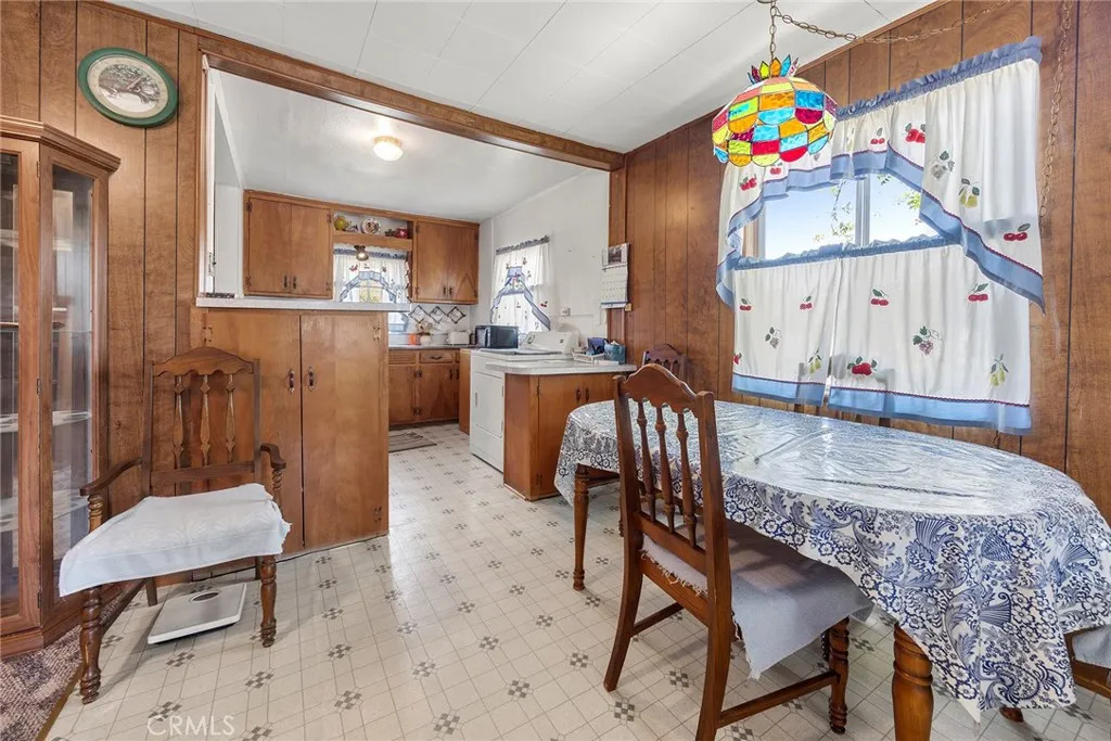 418 W Olive Avenue, La Habra, California 90631 home-pic-25