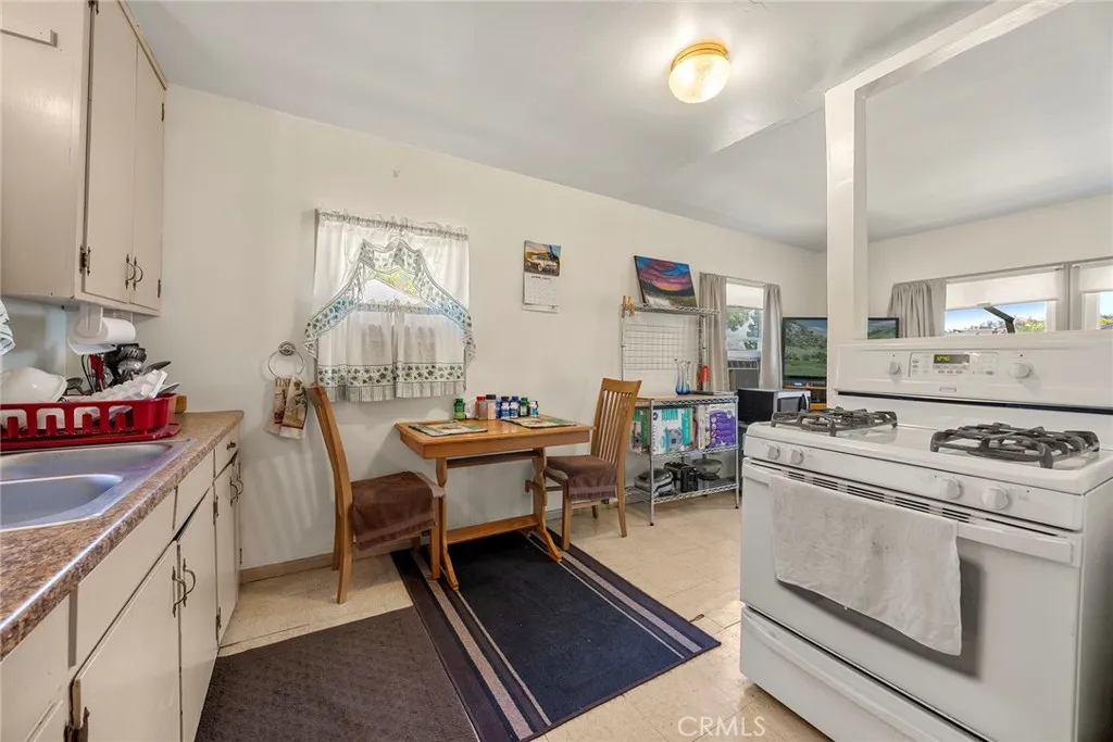 414 W Olive Avenue, La Habra, California 90631 home-pic-11