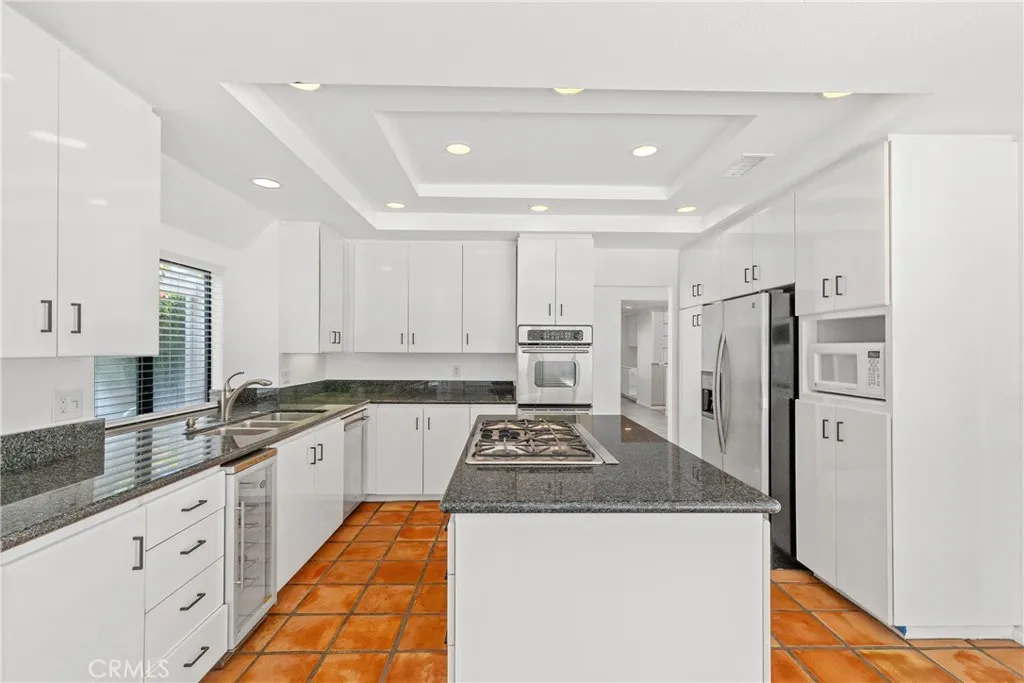 75 San Marino Circle, Rancho Mirage, California 92270 home-pic-6
