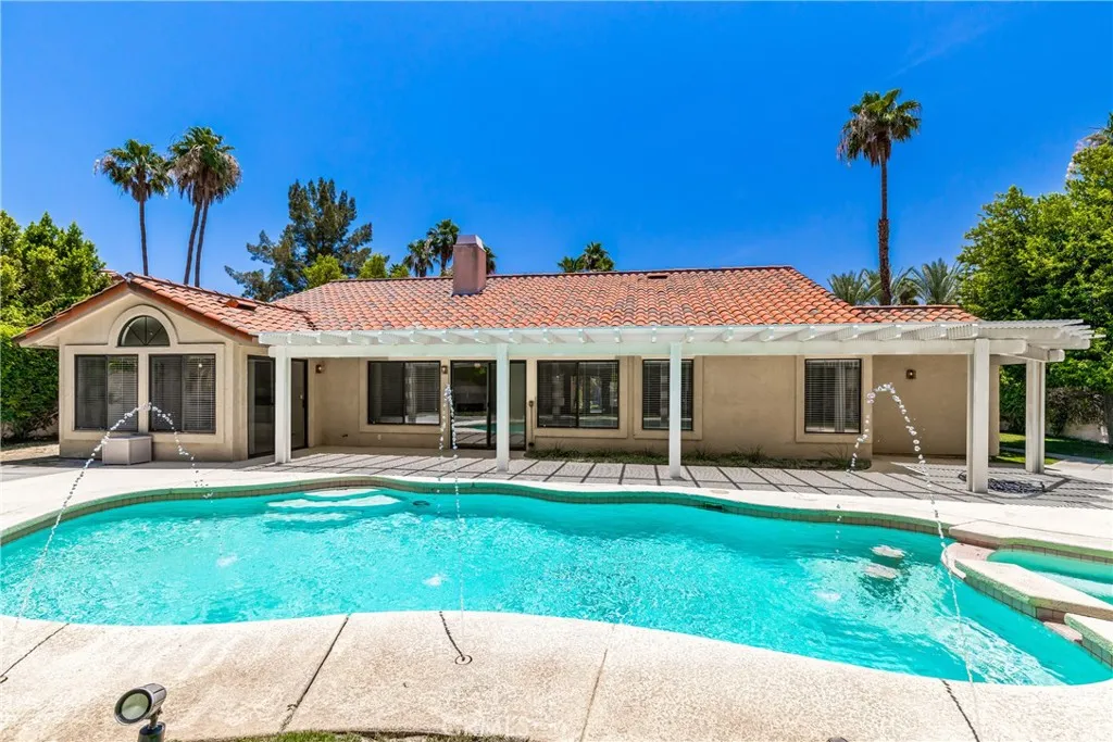 75 San Marino Circle, Rancho Mirage, California 92270 home-pic-4