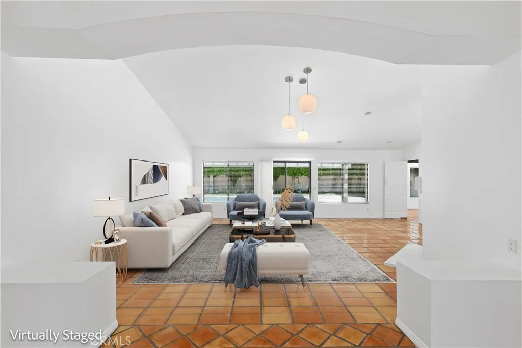 75 San Marino Circle, Rancho Mirage, California 92270 home-pic-2