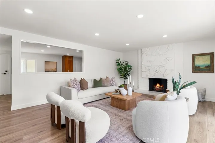 13332 Diamond Head Drive, Tustin, California 92780