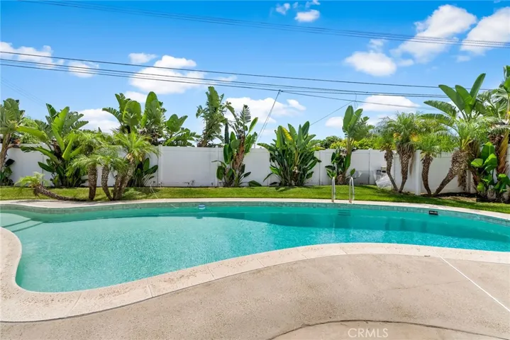 13332 Diamond Head Drive, Tustin, California 92780