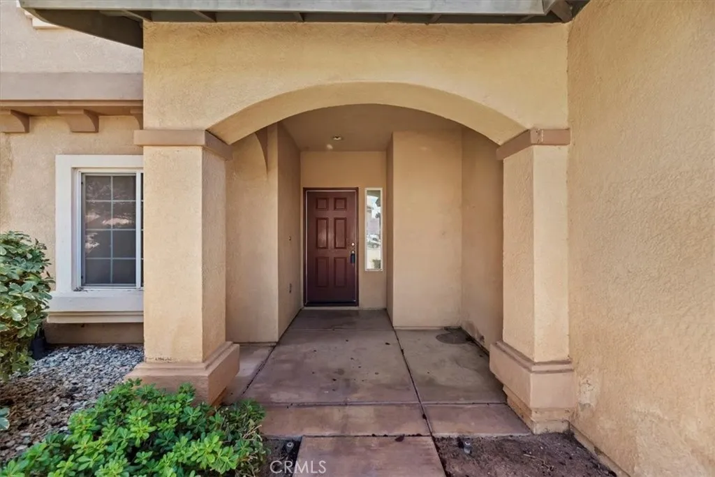 12405 Firefly Way, Victorville, California 92392 home-pic-4