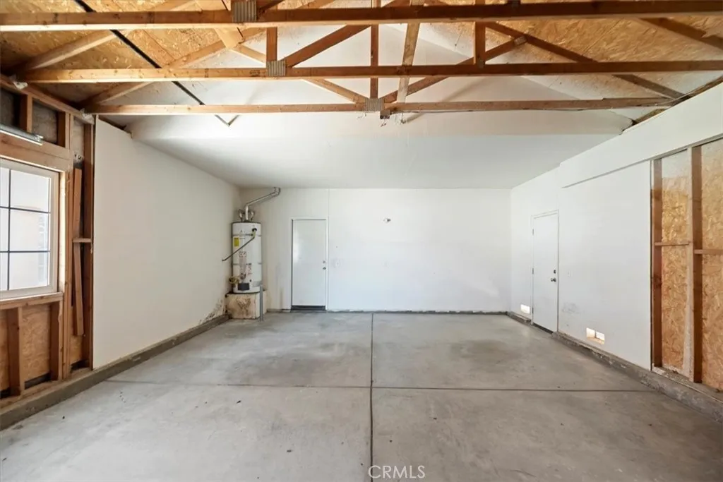 12405 Firefly Way, Victorville, California 92392 home-pic-27