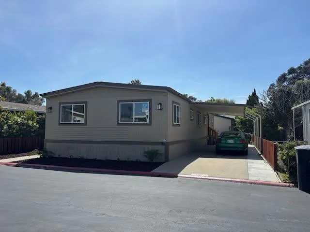 255 E Bolivar Street, Salinas, California 93906
