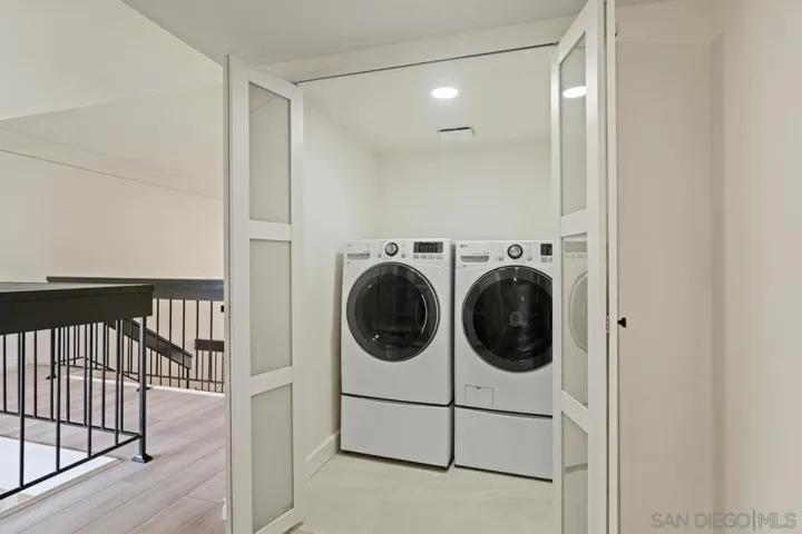 8206 Caminito Lacayo, La Jolla, California 92037
