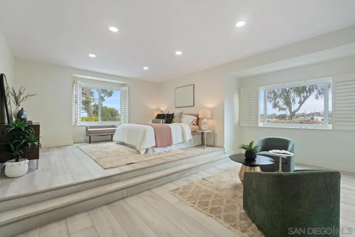 8206 Caminito Lacayo, La Jolla, California 92037