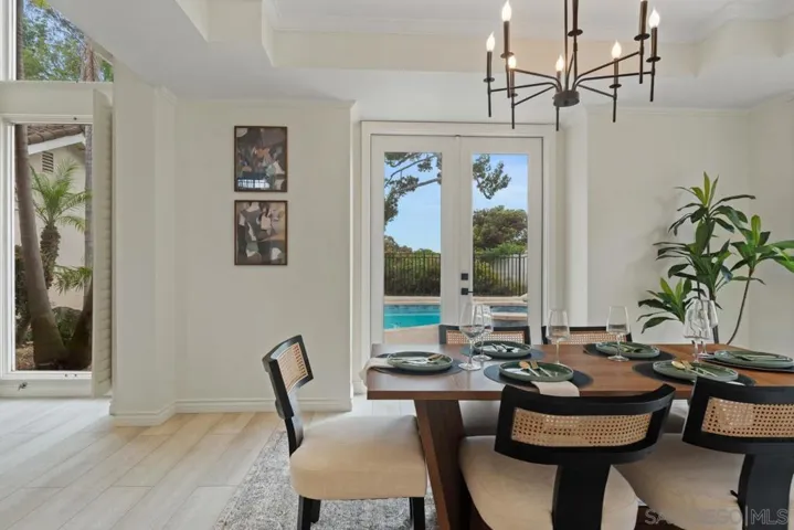 8206 Caminito Lacayo, La Jolla, California 92037