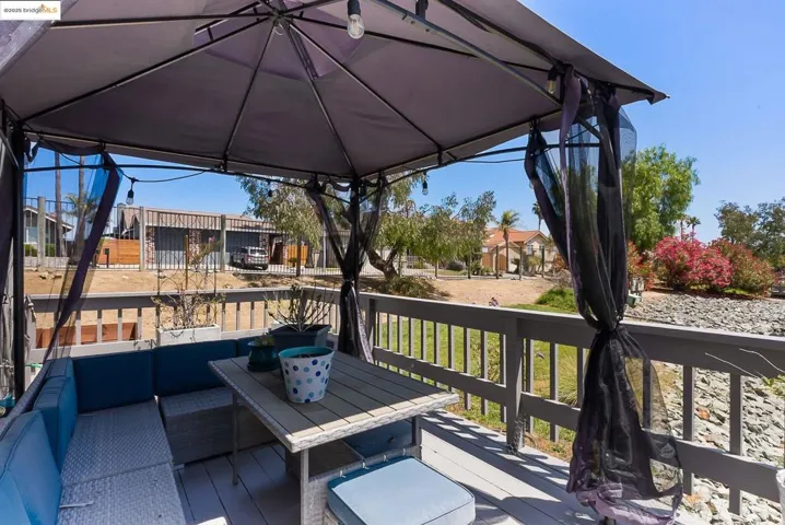 Deck 2