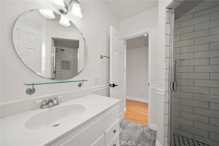 Upgraded primary bath