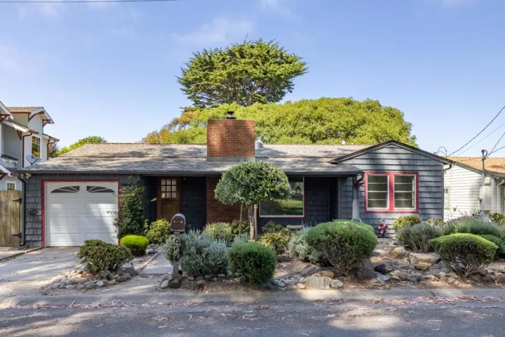 954 Seapalm Avenue, Pacific Grove, California 93950