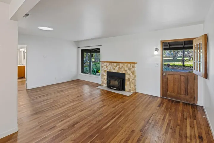 954 Seapalm Avenue, Pacific Grove, California 93950