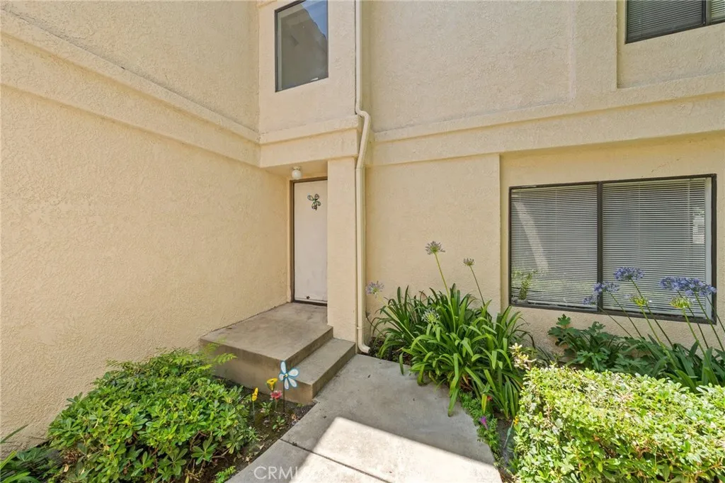 430 Anderwood Court 24, Pomona, California 91768 home-pic-4