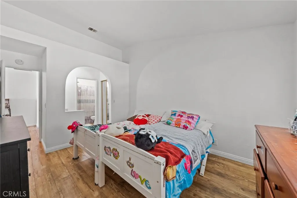 430 Anderwood Court 24, Pomona, California 91768 home-pic-18