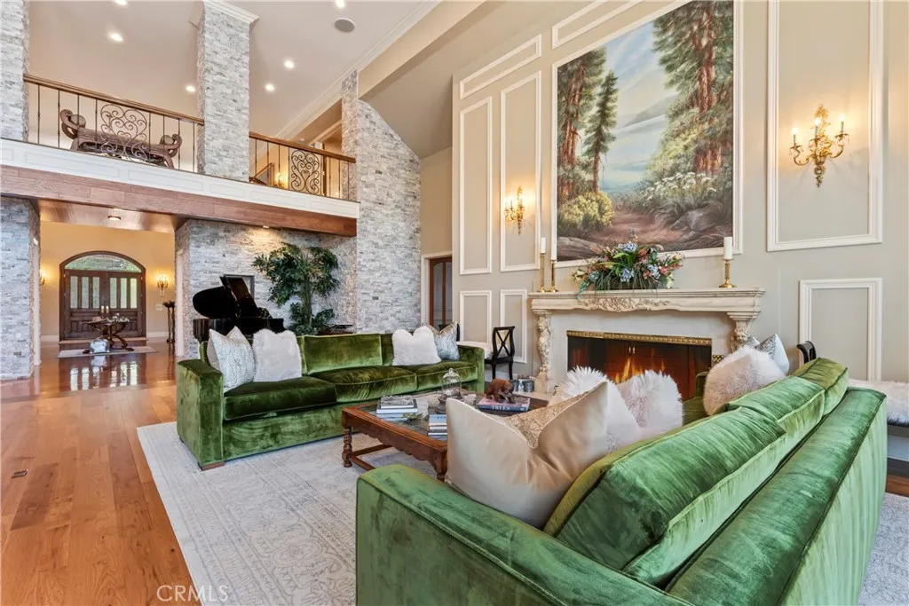 177 Shorewood Drive, Lake Arrowhead, California 92352 home-pic-16