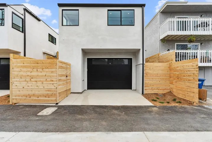 2058 Montgomery Avenue, Cardiff By The Sea, California 92007