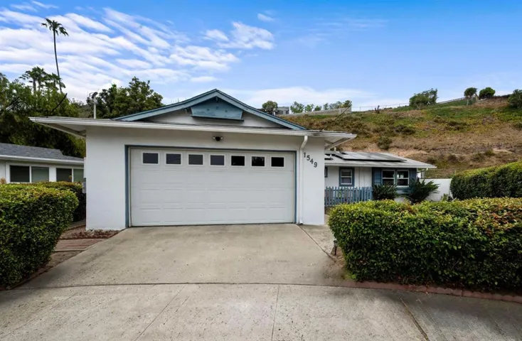 1549 Corta Del Sur, Lemon Grove, California 91945