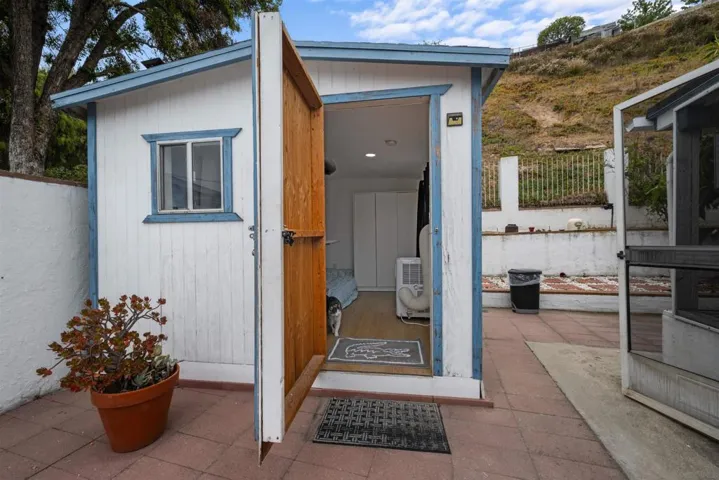 1549 Corta Del Sur, Lemon Grove, California 91945