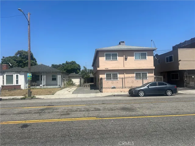 10124 S Inglewood Avenue, Inglewood, California 90304