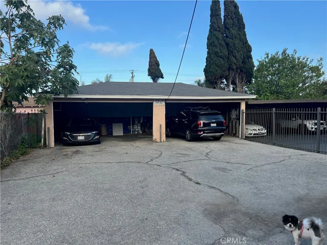 10124 S Inglewood Avenue, Inglewood, California 90304