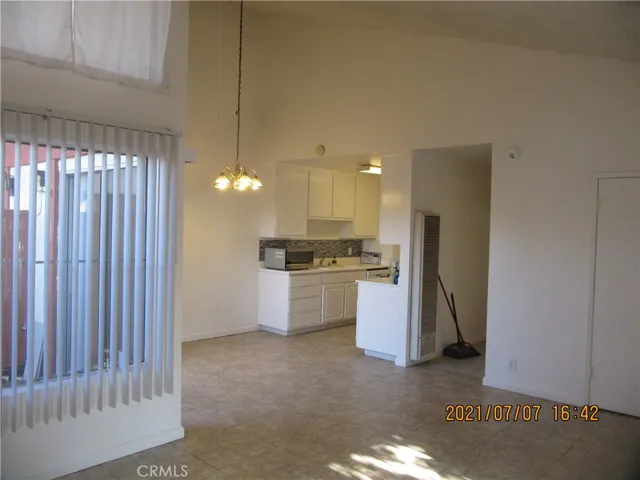 17564 Orange, Yorba Linda, California 92886