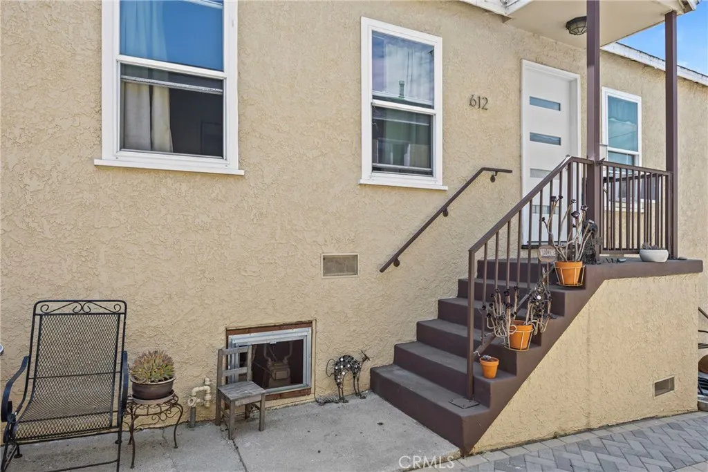 612 E Fairview Boulevard, Inglewood, California 90302 home-pic-10