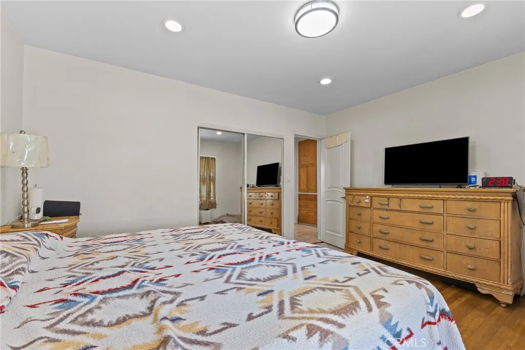 612 E Fairview Boulevard, Inglewood, California 90302 home-pic-28