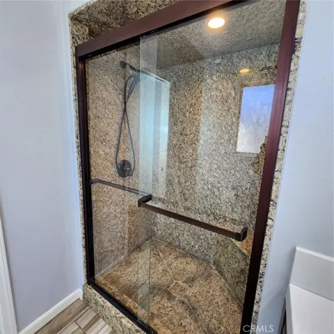 Primary  Bathroom_Pic#2