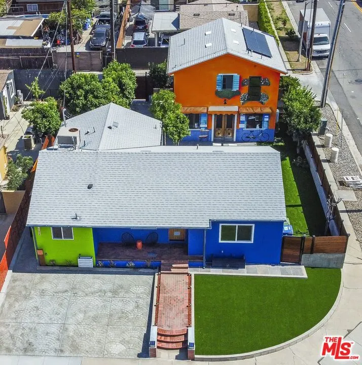 17660 Martha Street, Encino, California 91316 home-pic-3