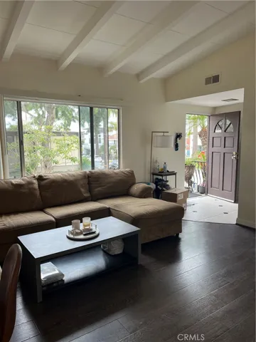3300 Seaview Avenue, Corona Del Mar, California 92625