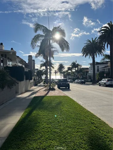 3300 Seaview Avenue, Corona Del Mar, California 92625