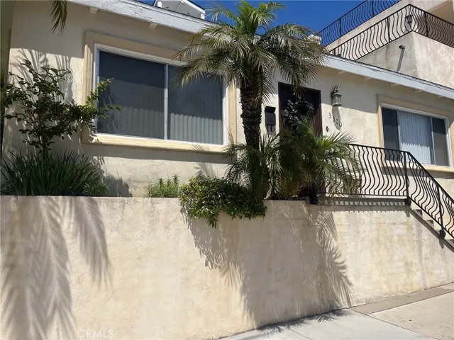 3300 Seaview Avenue, Corona Del Mar, California 92625