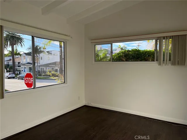 3300 Seaview Avenue, Corona Del Mar, California 92625