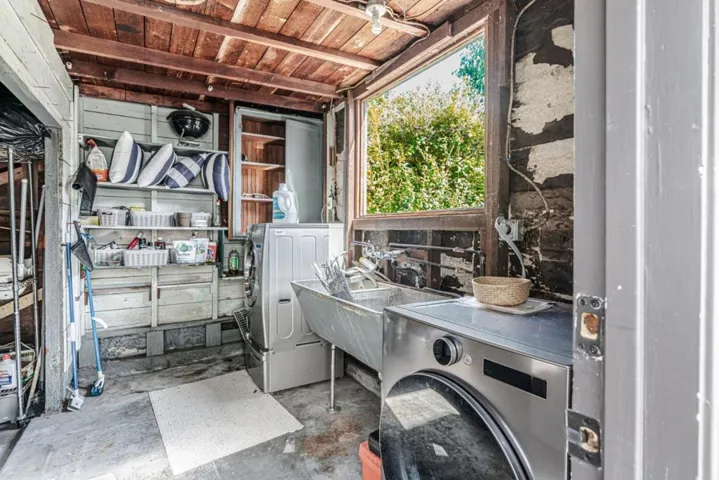 501 7th Street, Pacific Grove, California 93950