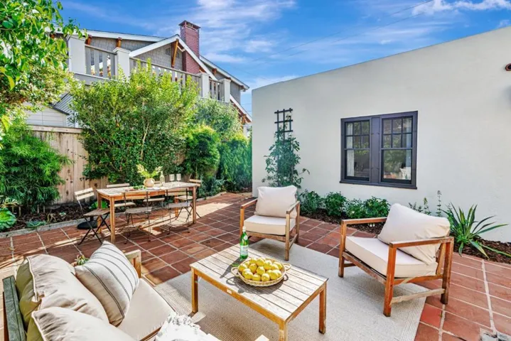 501 7th Street, Pacific Grove, California 93950