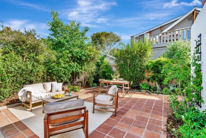 501 7th Street, Pacific Grove, California 93950