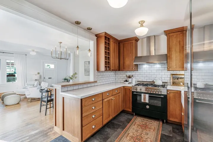 501 7th Street, Pacific Grove, California 93950