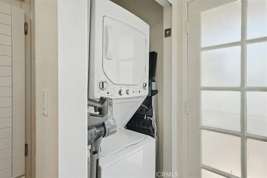 23926 Arroyo Park Drive 123, Valencia, California 91355 home-pic-25