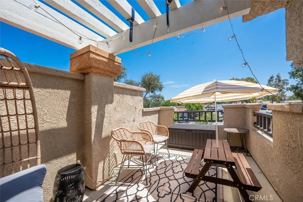 23926 Arroyo Park Drive 123, Valencia, California 91355 home-pic-32