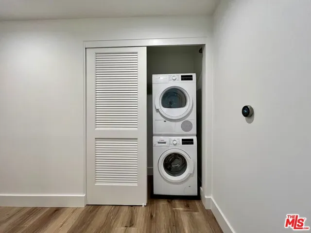 5801 Camerford Avenue 104, Los Angeles, California 90038